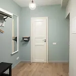 Old Smilsu Street Quiet One Bedroom 아파트