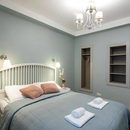 Old Smilsu Street Quiet One Bedroom * Riga